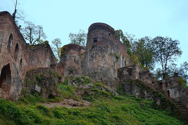 قلعه رودخان فومن