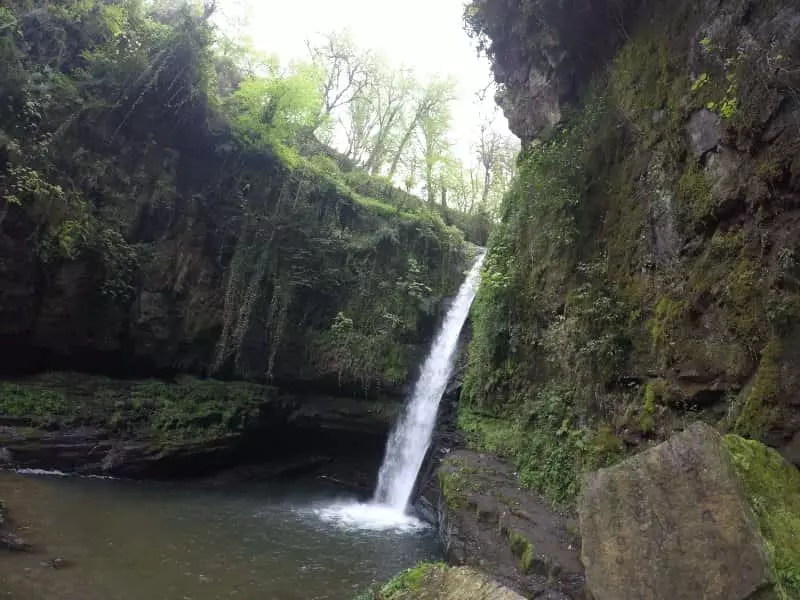 آبشار زمرد حویق